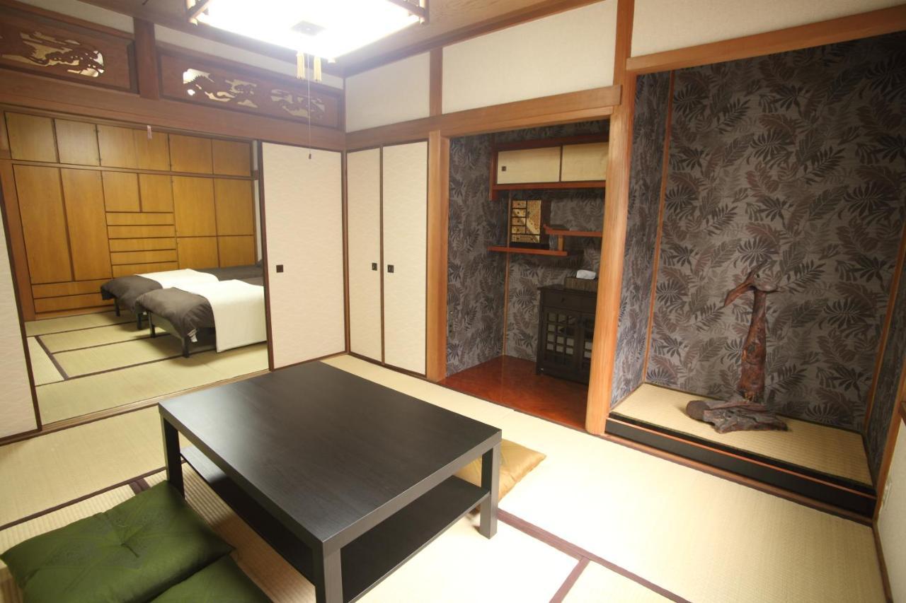 Guest house FUTABA Ōsaka Extérieur photo