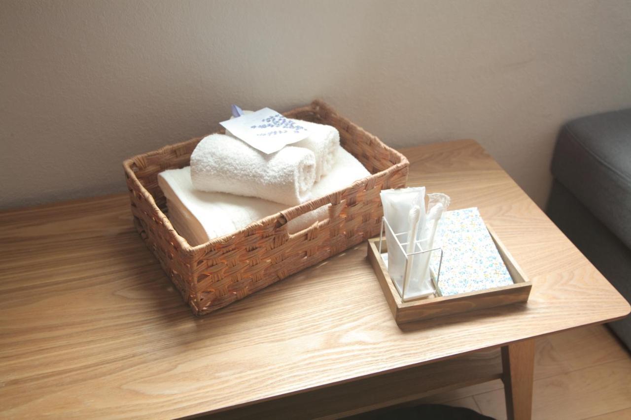 Guest house FUTABA Ōsaka Extérieur photo