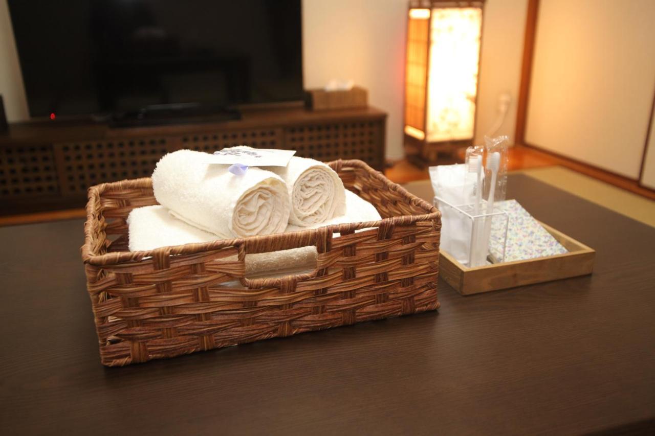 Guest house FUTABA Ōsaka Extérieur photo