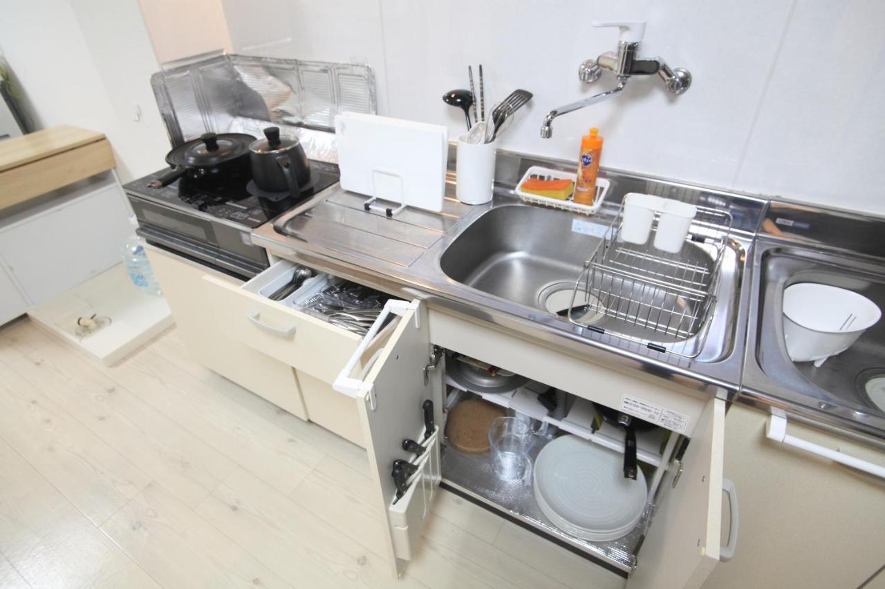 Guest house FUTABA Ōsaka Extérieur photo